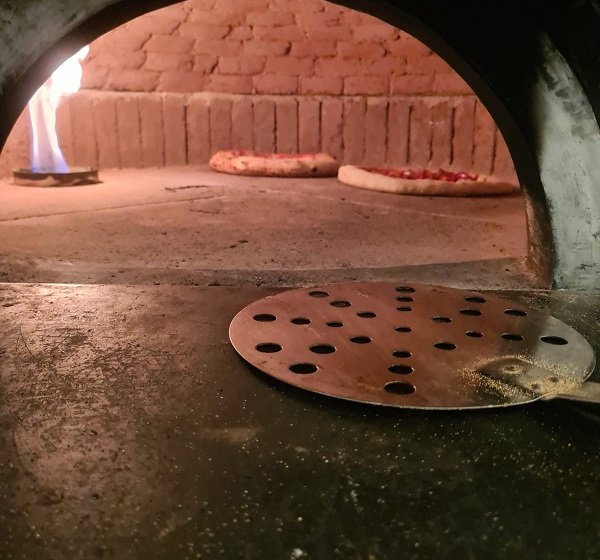 Una Pizza di Napoli
